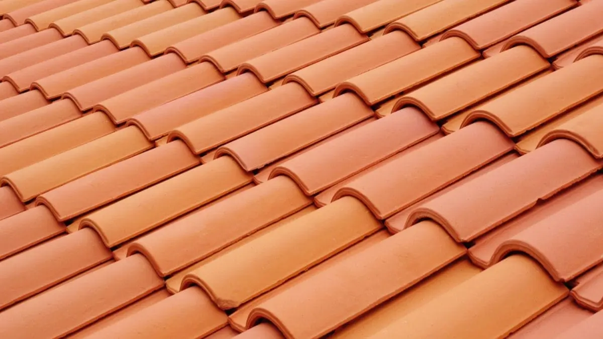 average roof lifespan, roof lifespan florida, asphalt roof life expectancy, when to replace roof sarasota